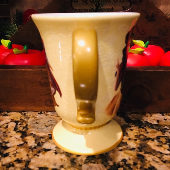 ✨ Disney Store Fairytale Designer Collection Snow White Mug ✨ - Picture 3 of 13